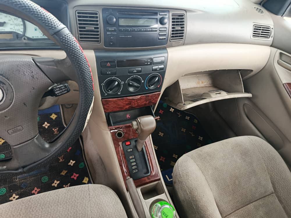 A picture of TOYOTA COROLLA 03 04 MODEL