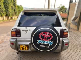 A picture of RAV4 FOR SALE. CALL 0701057114 0761990442.