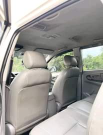 A picture of Clean Toyota Innova 2005 model