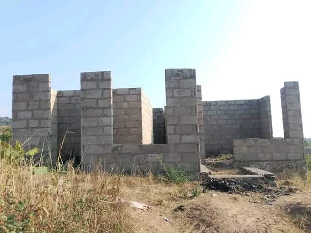 A picture of Boma na kiwanja Bei 5.5m 0763406453 Mwanza