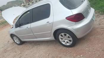 A picture of FOR SALE SHARP PEUGEOT 307 AC BRAKES GearBox are all