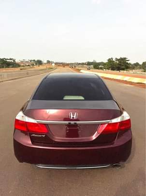 A picture of Honda accord 2015 08036471113 Distress sale
