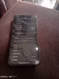 A picture of Iphone 11 pro max 256gb broken screen