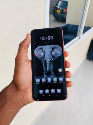 A picture of Redmi 9c gb32 O6I2O4IO5O