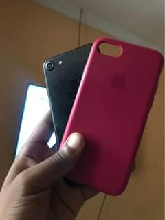 A picture of iPhone 7 plain 32GB