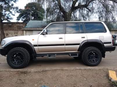 toyota land cruiser