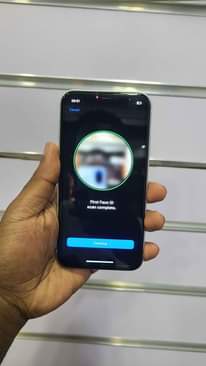 A picture of Iphone XR
