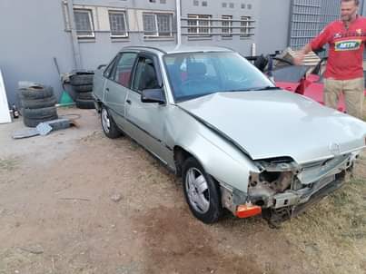 opel monza