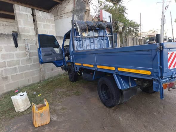 A picture of TOYOTA DYAANAA 13m Imenyooka