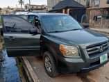 A picture of Honda pilot Available For Sale
