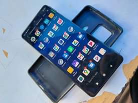 A picture of Black shark 5Pro 16GB RAM 256GB phon memory Garmin phone