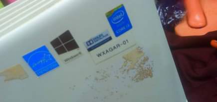 A picture of Computer core i3 2 in one