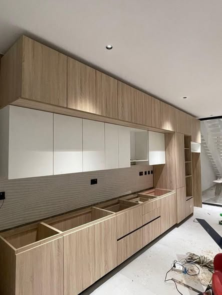 A picture of Fundi Gypsum shokes tv house designer and finishing