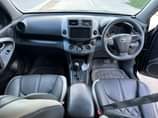A picture of TOYOTA VANGUARD