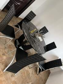 A picture of House hold items for sale