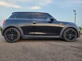 A picture of Mini Cooper 2015
