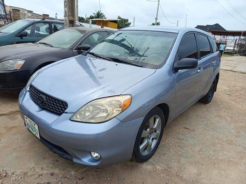 A picture of Very Clean TOYOTA MATRIX FOR SALE in OSOGBO