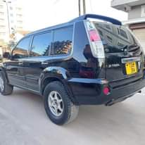 A picture of Nissan xtrail 2008 kali sana ndani mpya nje mpya cc