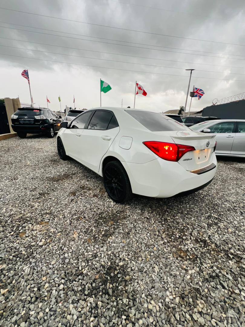 A picture of 2018 Toyota Corolla SE
