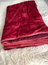 A picture of Duvet blanket za Mtumba Grade A wakubwa na watoto