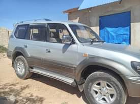 A picture of 2001 TOYOTA 2001
