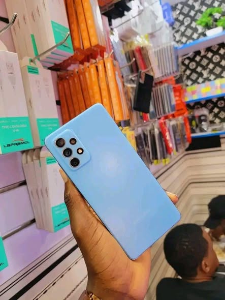 A picture of Samsung Galaxy A72
