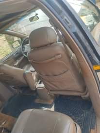 A picture of Sound Toyota Sienna with good gear buy and travel location