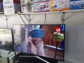 A picture of TV inch 32 bei 130