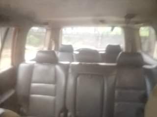 A picture of Honda Pilot 05 for sale