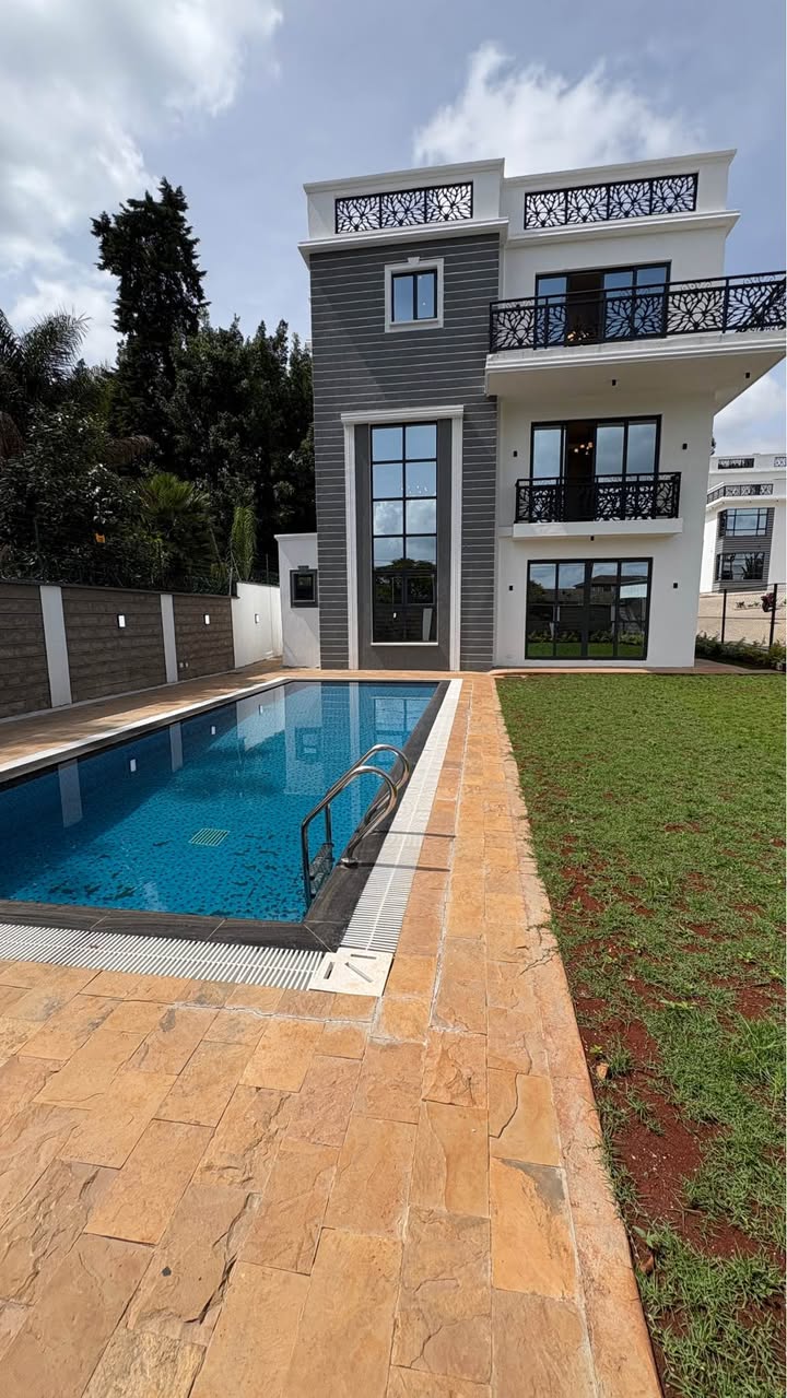 houses lavington