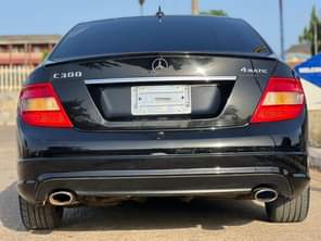 A picture of Wizdow Nation Auto s 07040247395 9 000 000 Refer and