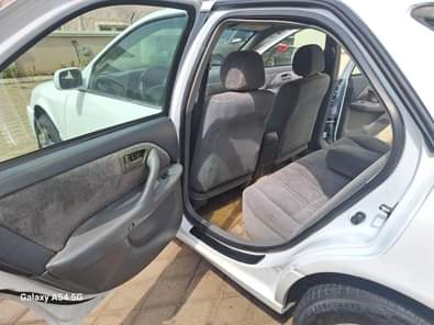 A picture of 2002 Toyota Camry with a Grade A engine and gear