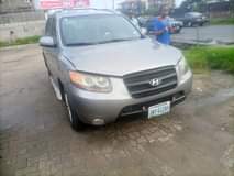 A picture of 2007 Hyundai santafe very sharp car with with good engine