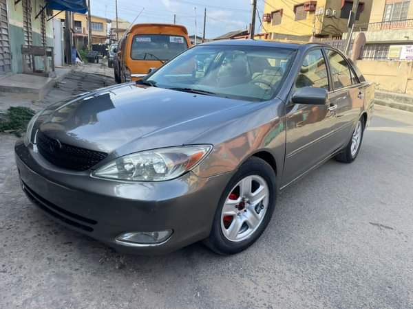 A picture of TOYOTA CAMRY 2004 ENGINE UNTOUCHED GEAR UNTOUCHED AC CHILLING PRICE