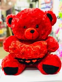 A picture of Valentine teddy bears