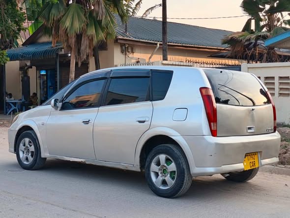 A picture of TOYOTA OPA 0714058883