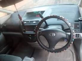 A picture of 2005 Toyota Oppa