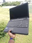 A picture of Toshiba core 3 Ram 4gb hdd 320gb procesor 2.10ghz chaji