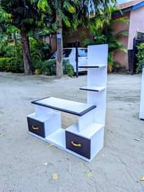 A picture of SHOWCASE