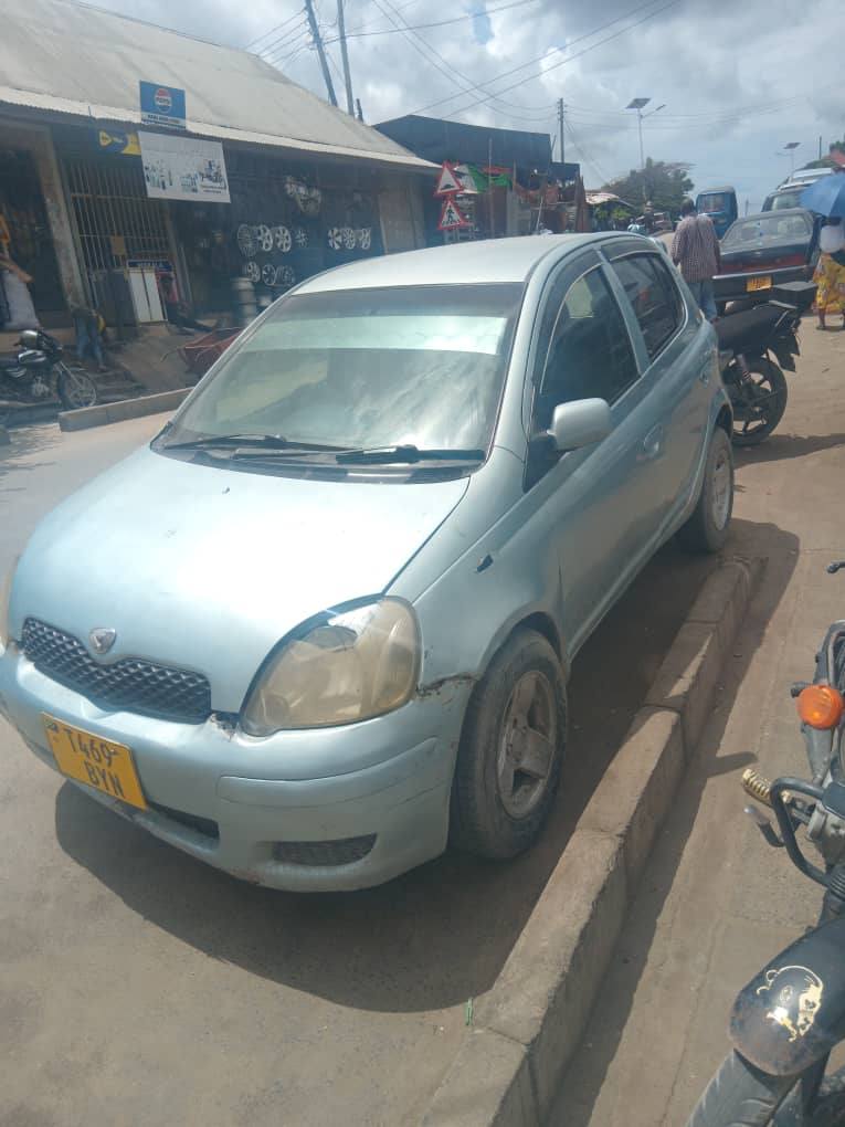 A picture of Toyota vitz
