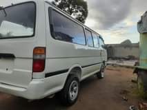 used toyota hiace