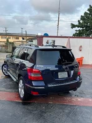 A picture of KinzzyAuto s LTD 08109018982 13 800 000 Refer and earn