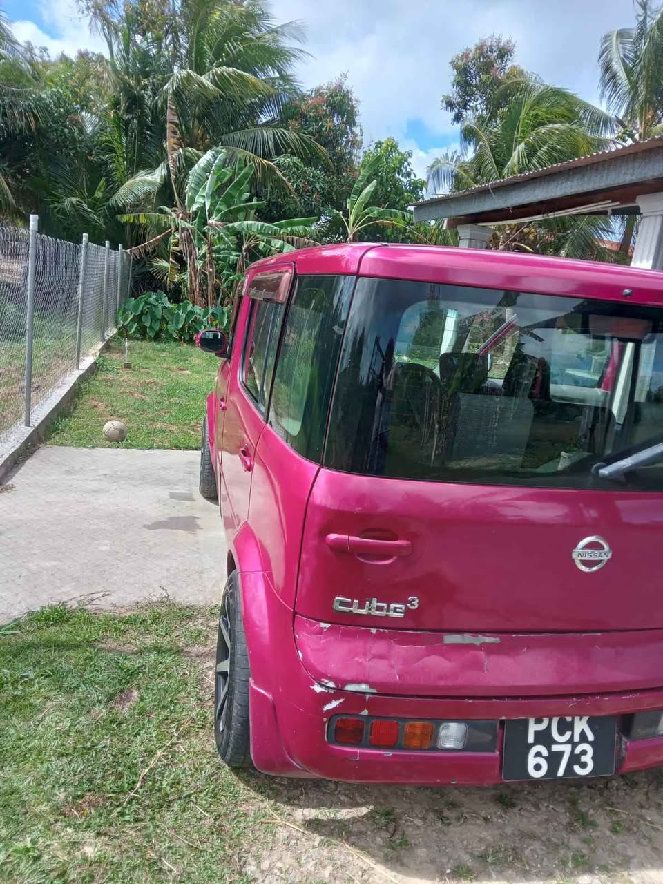 nissan cube