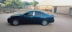 A picture of 2004 Toyota Saloon Light