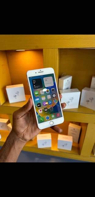 A picture of Iphone 8Plus Gb64 Bh87 255 000