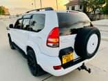 A picture of TOYOTA LAND CRUISER