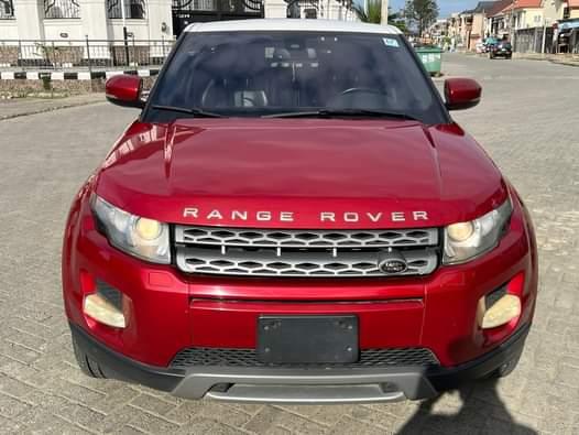 A picture of Brand New Standard 2013 014 RR Evogue 66k Miles Accident