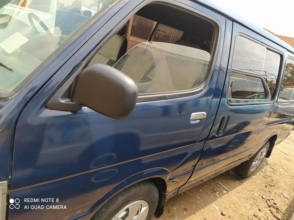 A picture of Minivan Kigege