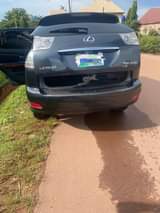 A picture of Grade Toks Standard Panoramic sunroof Make Lexus Model RX330 Model