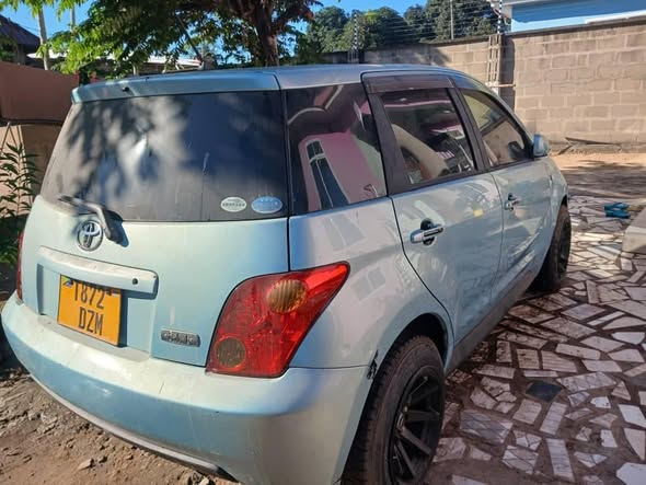 A picture of Toyota ist